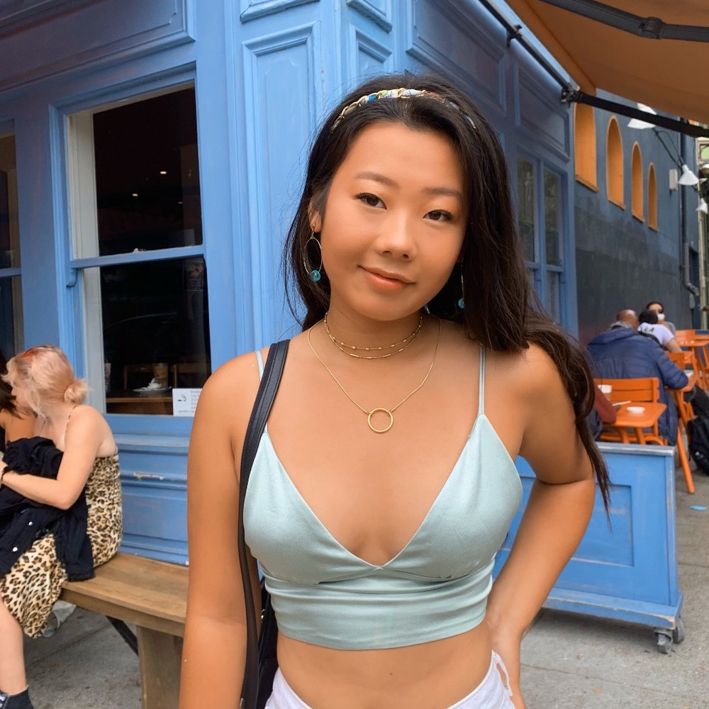 Meet your Posher, Olivia